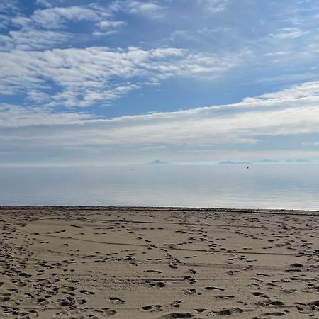 Charming Beachfront Apartment Murcja Zewnętrze zdjęcie