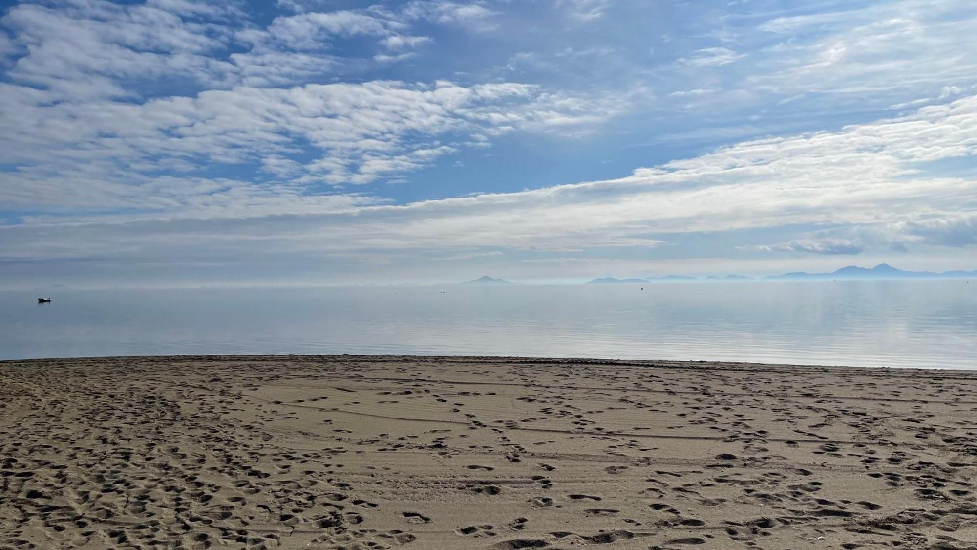 Charming Beachfront Apartment Murcja Zewnętrze zdjęcie